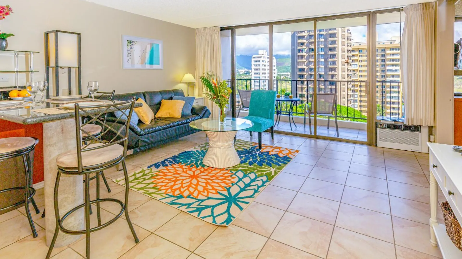 Mountain View Condo Near Beach With Free Parking! Honolulu 0*,