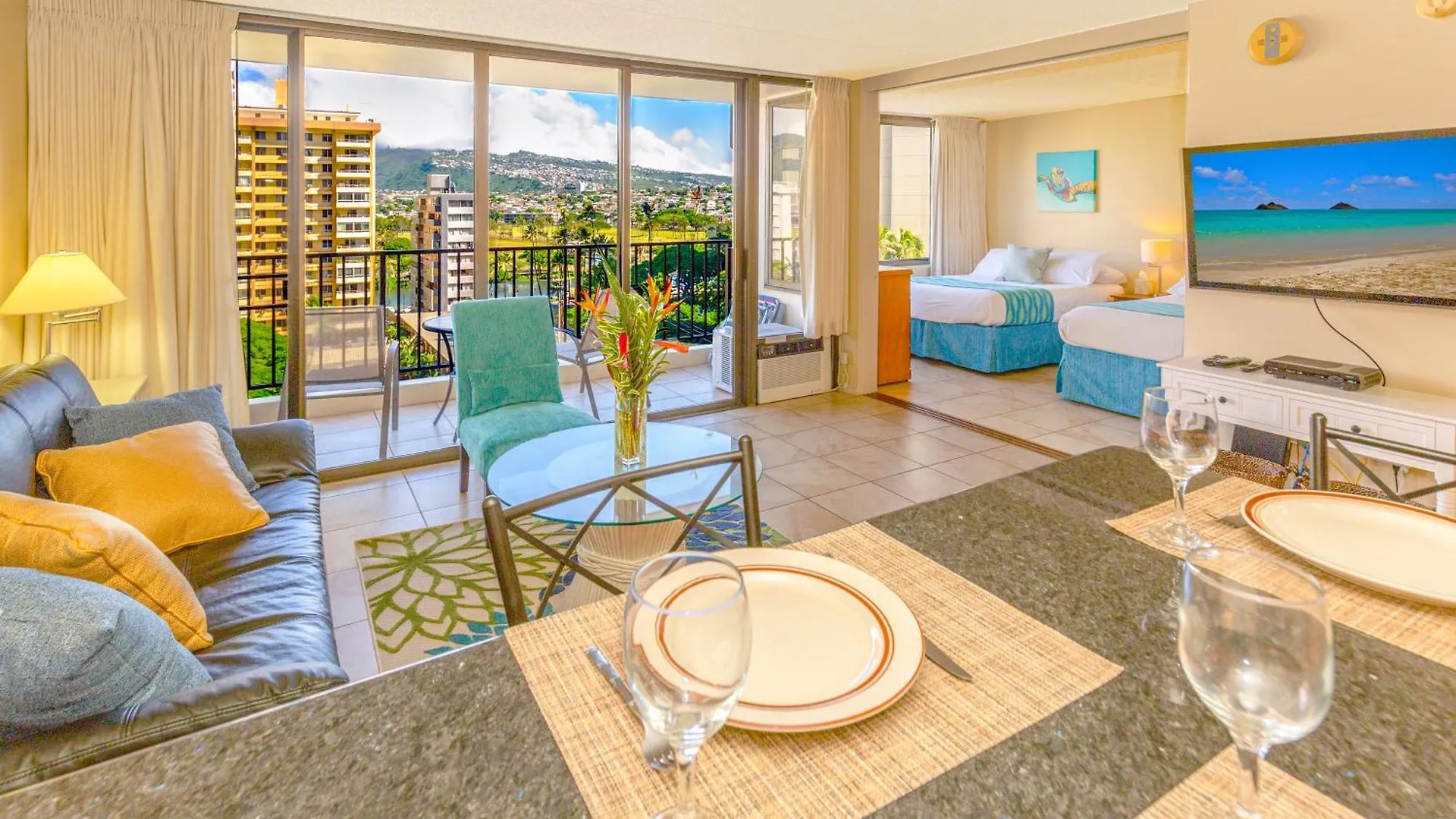 Mountain View Condo Near Beach With Free Parking! Honolulu