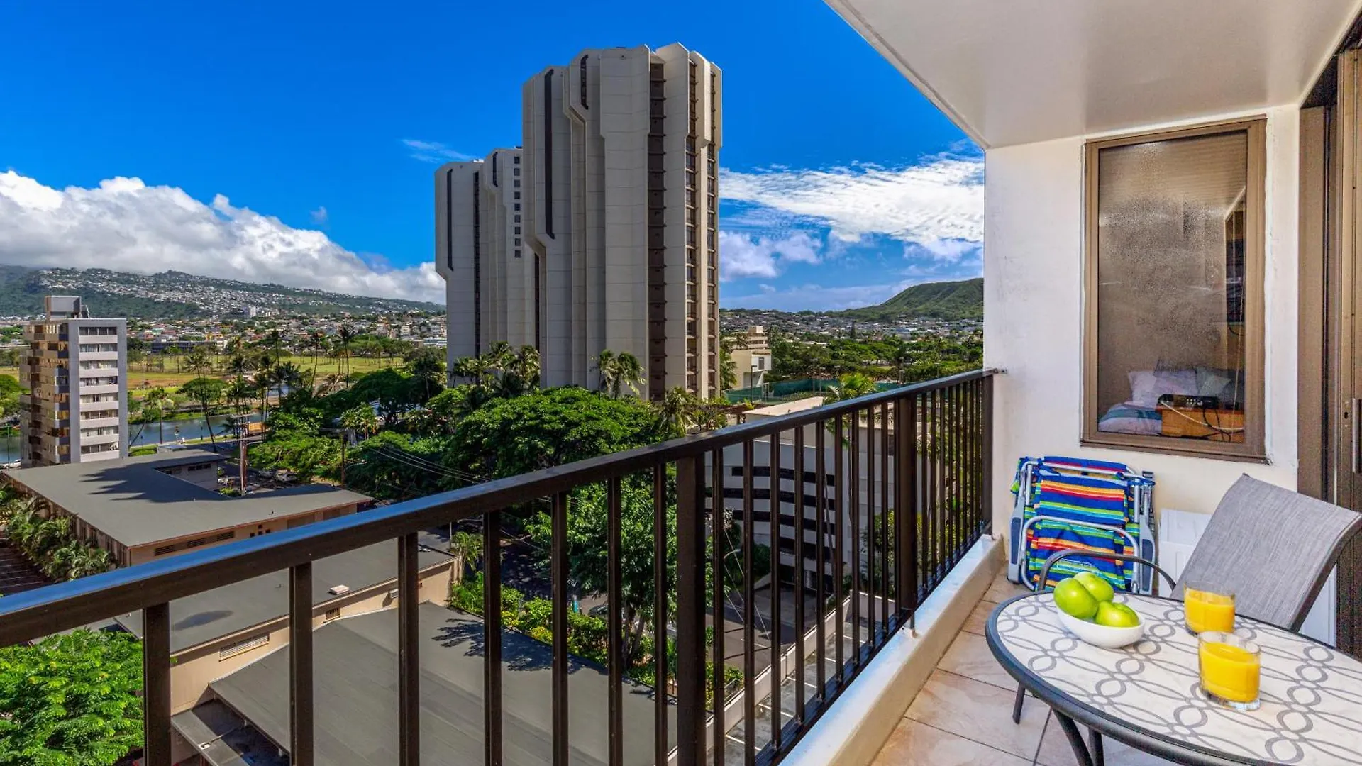Mountain View Condo Near Beach With Free Parking! Honolulu Daire