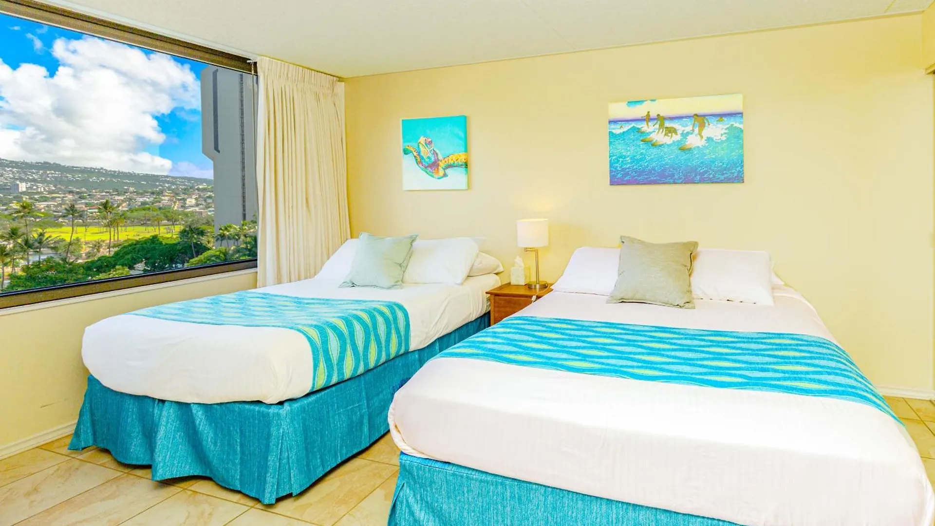 Mountain View Condo Near Beach With Free Parking! Honolulu ABD