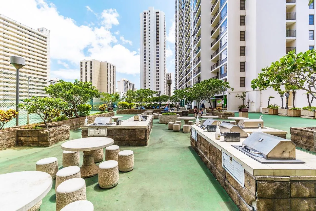 הונולולו Mountain View Condo Near Beach With Free Parking! דירה